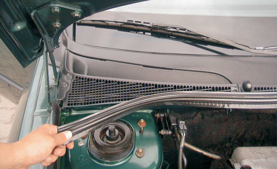 Jak zamontować filtr kabinowy w Renault Laguna I